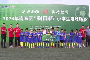 国足26人共8人0出场：3门将+吴少聪、李磊、高天意、徐浩峰、陈蒲